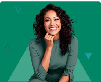 Chica feliz solicitó su préstamo educativo con LAFISE. Chica feliz solicitó su préstamo educativo con LAFISE.
